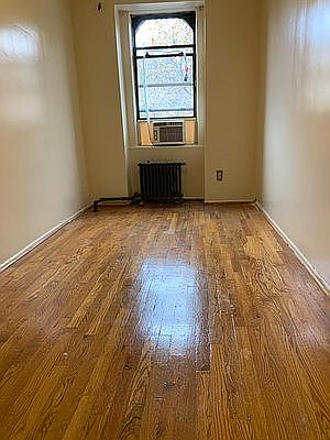 3rd image of 15 W 120th St #3CC