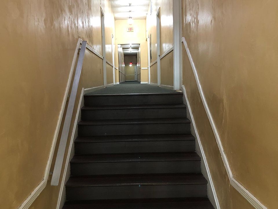 1st image of 2618 Collins Ave APT 407