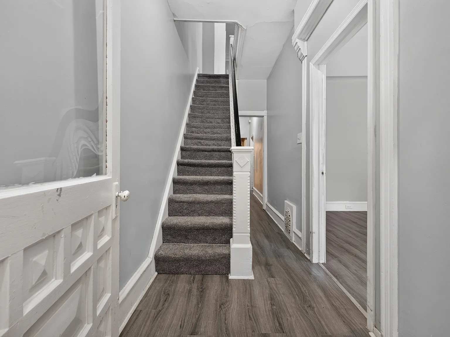 5 bed, 1500 sqft, $2,550 — Photo 4