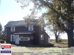 204 Bay St, Bronson, KS 66716