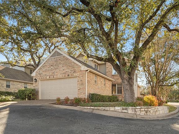 2nd image of 6010 Long Champ Ct APT 121