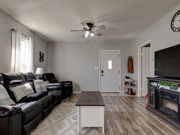 5th image of 10987 N County Road 600 E