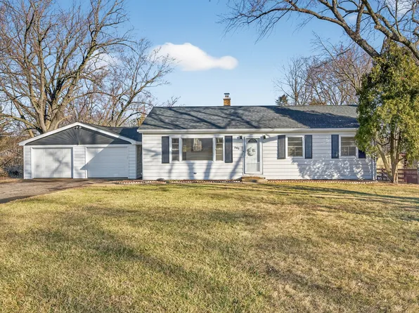 582 Hitchcock Ave, Lisle, IL 60532