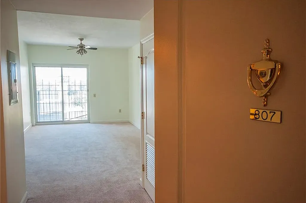 1 bed, 627 sqft, $1,840 — Photo 3