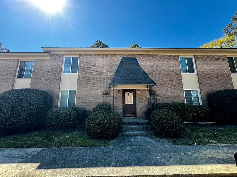 3840 Overbrook Dr #26 — Photo 1