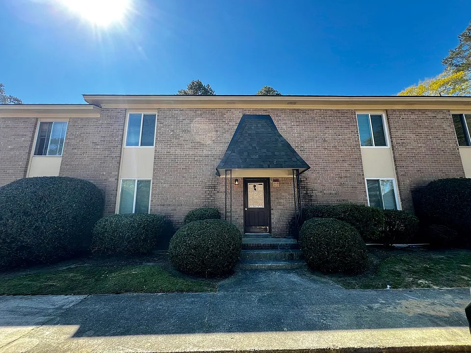 3840 Overbrook Dr #26