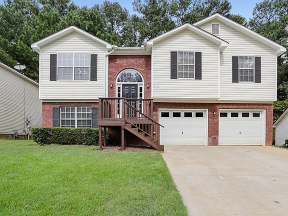 3rd image of 5768 Wellborn Oaks Ct