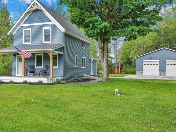 320 Northrup Rd, Elma, NY 14059