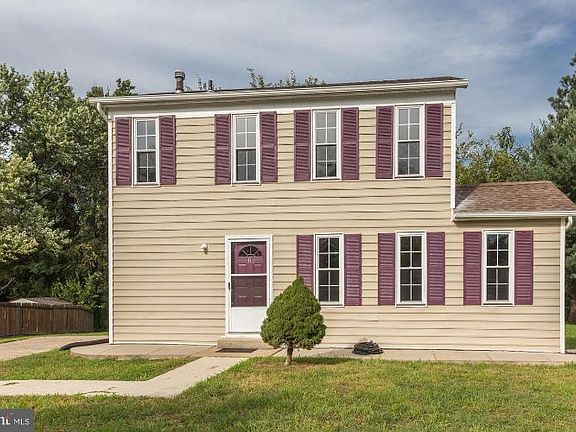2nd image of 5112 Macnamara Dr