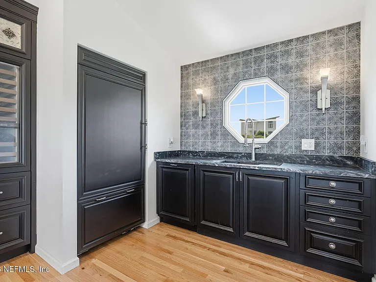 149 Beachside Dr — Photo 19
