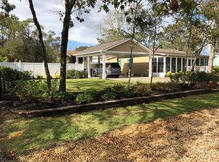 133 NE 29th St, Oak Island, NC 28465