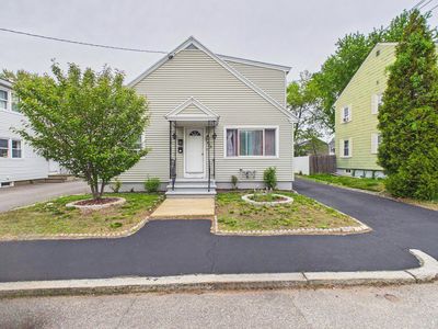 852 Clay Street, Manchester, NH, 03103