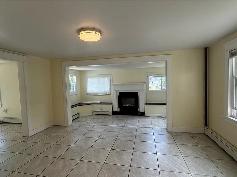 26 Lattintown Rd — Photo 9