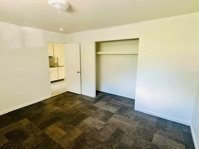 133 Crocker Blvd — Photo 8