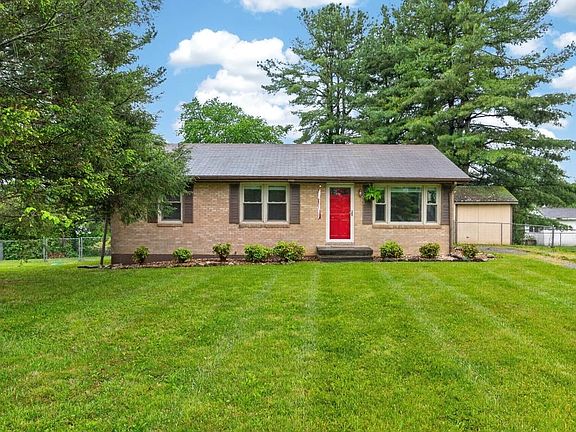 3rd image of 6063 Hillcrest Pl