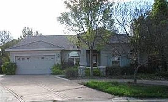 1st image of 27 Promenade Ct