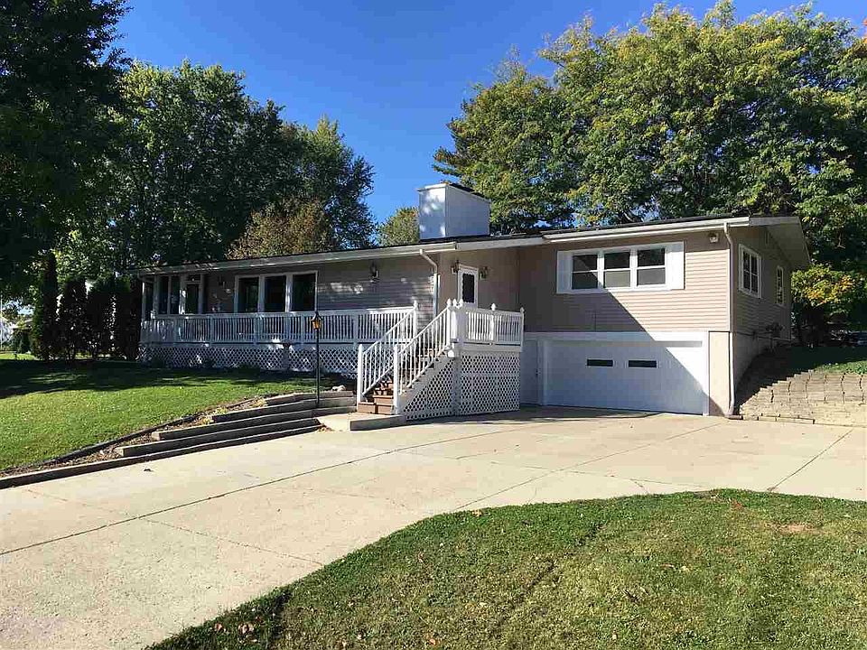 1st image of 407 E McDamyn Cir