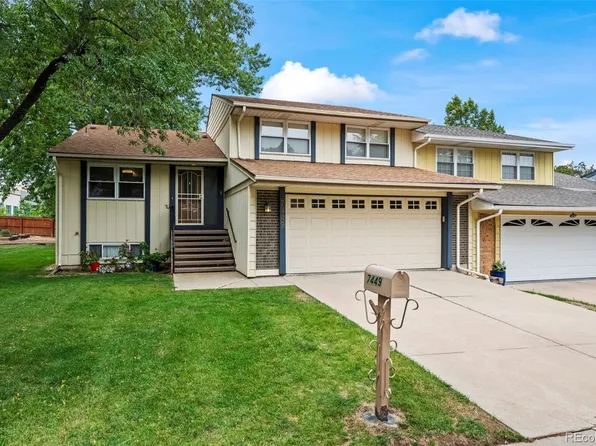 7449 W Maple Drive, Lakewood, CO 80226