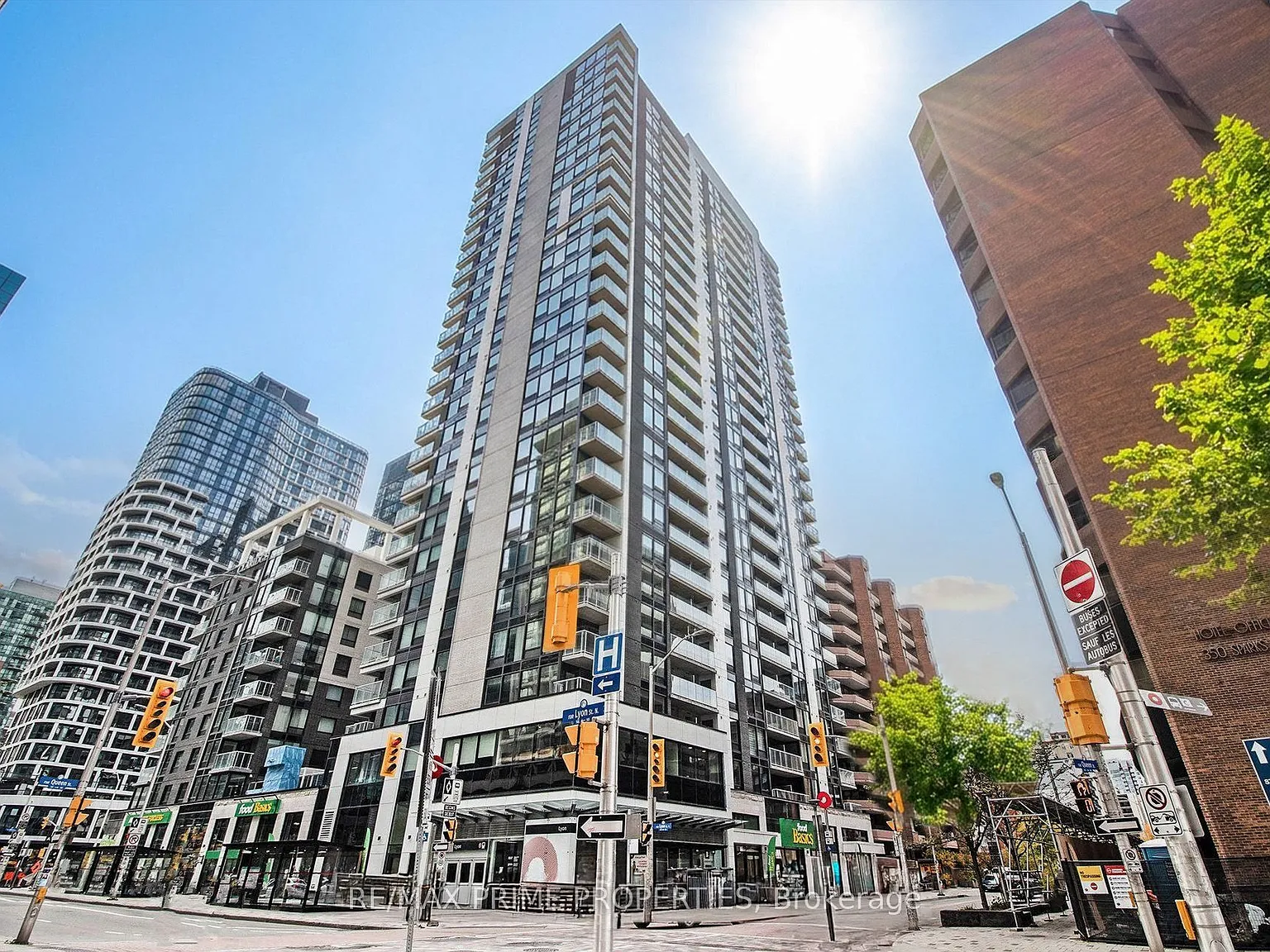 1 bed, $2,500 — Photo 1