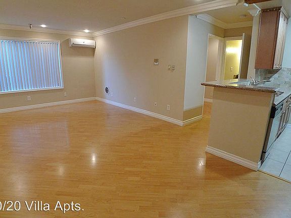 2nd image of 2020 N Beachwood Dr APT 103