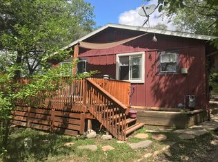 323 7th St NE, Jamestown, ND 58401