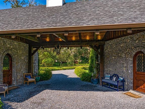 4th image of 3005 S Miller Rd