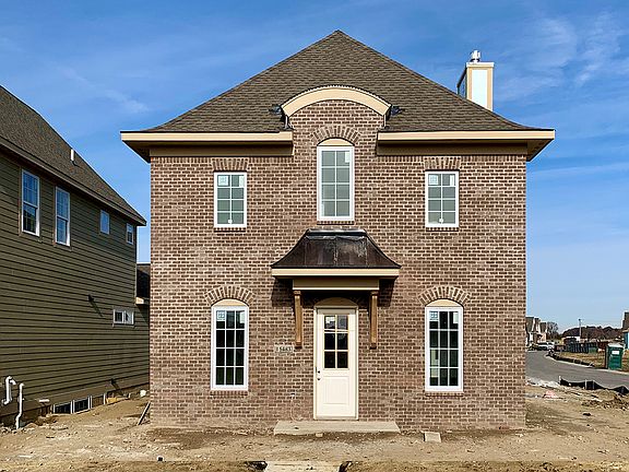 3rd image of 15483 Edenvale Dr