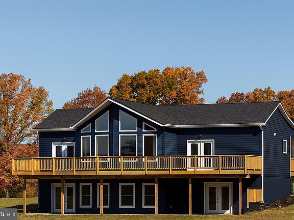 2nd image of 110 Lee Dr