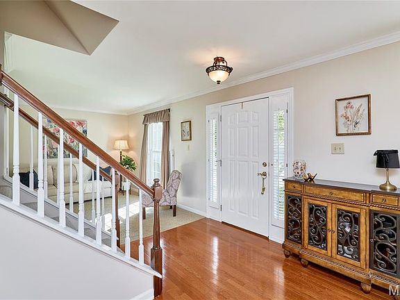 4th image of 5173 Kings Park Dr