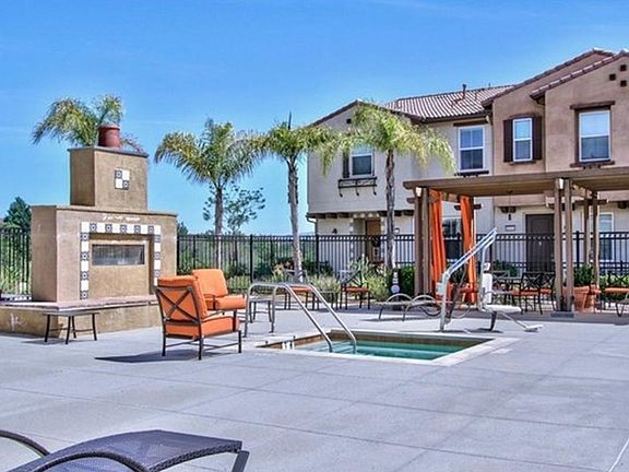 3rd image of 40413 Calle Real