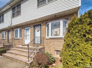 10 Greene Ter, Irvington, NJ 07111