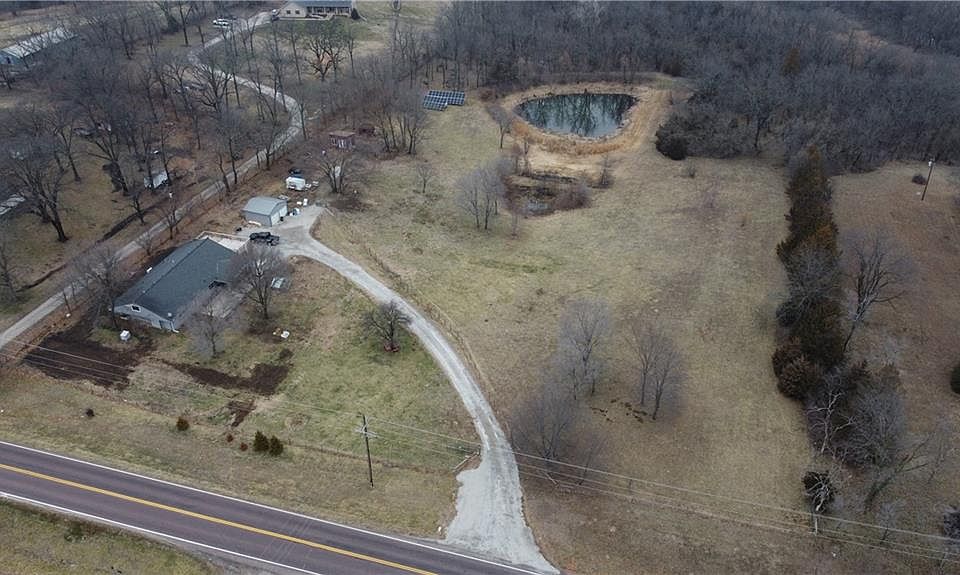 1st image of 14298 Leavenworth Rd