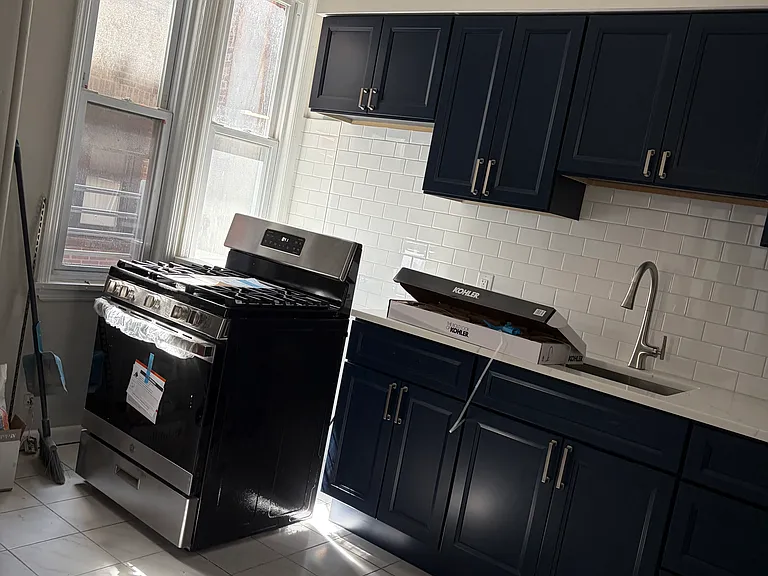 366 Anderson Ave #4 — Photo 5