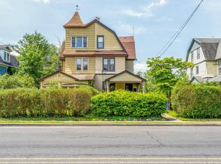 402 Mount Carmel Ave, Glenside, PA 19038