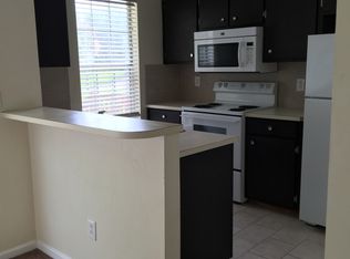 8104 Circle Tree Ln, Charlotte, NC 28277