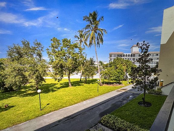 5th image of 1401 S Federal Hwy APT 218