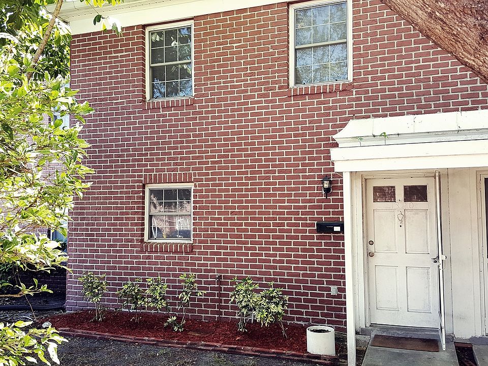 1st image of 1320 85th Ter N