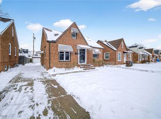 3106 Grovewood Ave, Parma, OH 44134