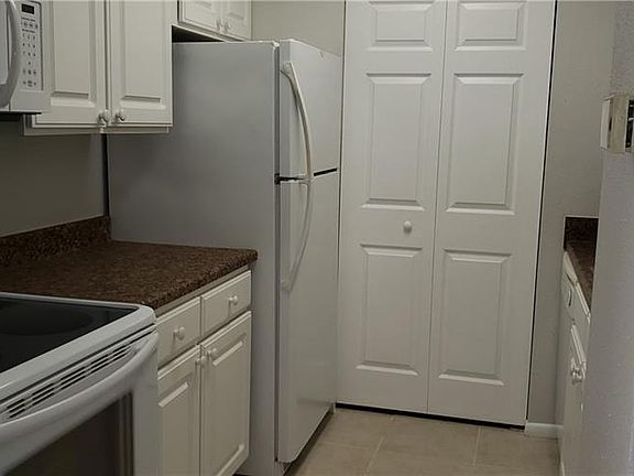 4th image of 3732 Idlebrook 202 Cir