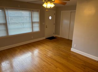 110 W F St #2, Elizabethton, TN 37643