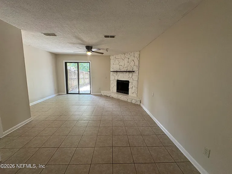 4215 Windergate Dr — Photo 6