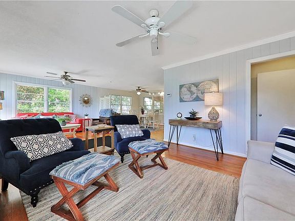 5th image of 529 Delegal St