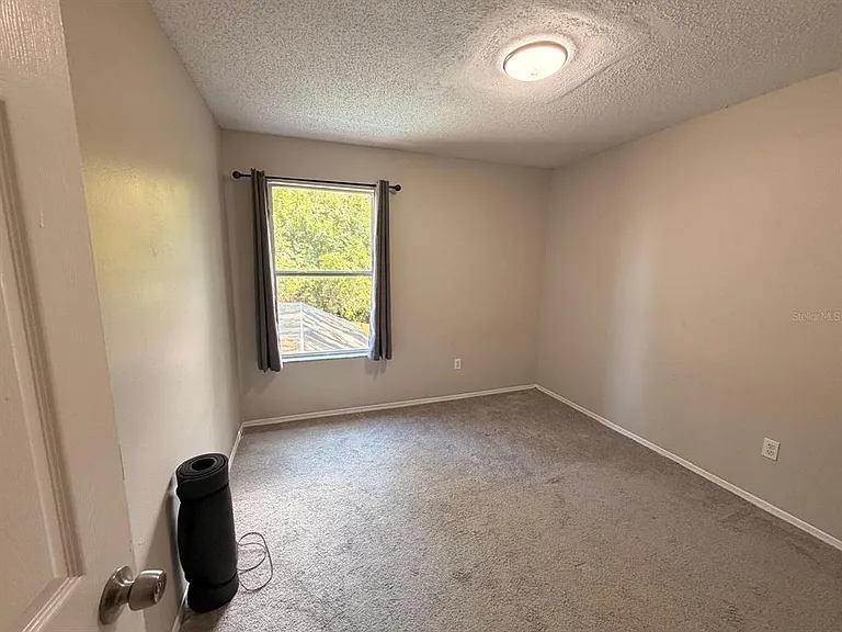 4703 Alexis Dr — Photo 13