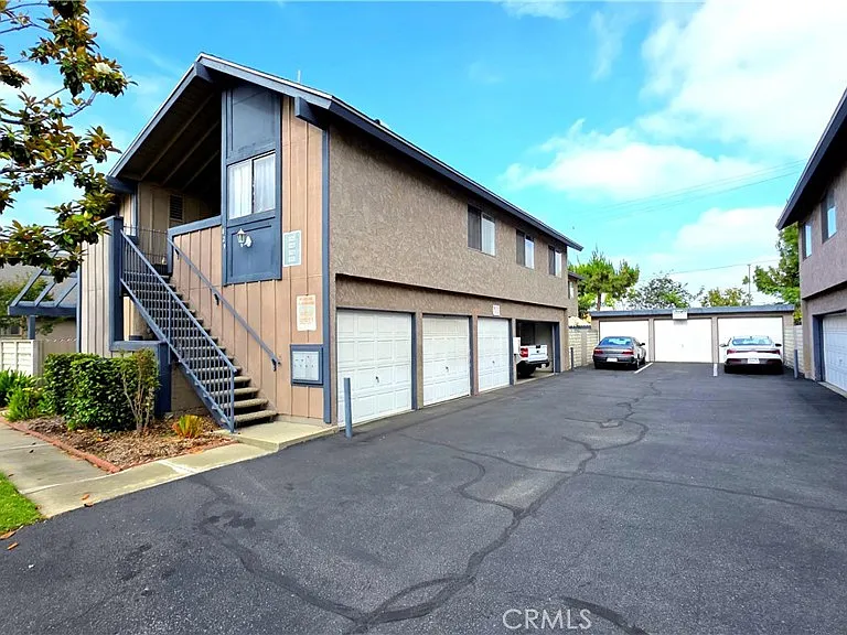 831 Windwood Dr — Photo 22