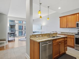 625 N Segoe Rd Unit 610, Madison, WI 53705