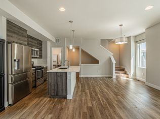 5646 W 10th Pl, Lakewood, CO 80214