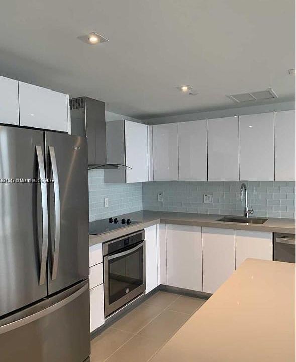 1st image of 1600 NE 1st Ave #16