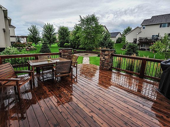 Luxury Deck