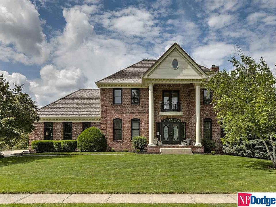 1st image of 22030 Stanford Cir