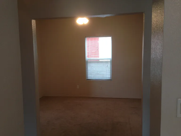 625 Teresa Ct SE — Photo 5